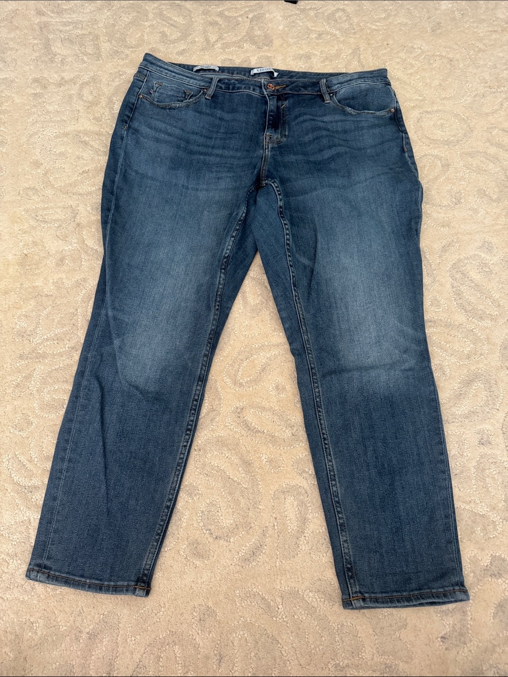 Vigoss Women's Midstone Blue Straight-Leg Jeans